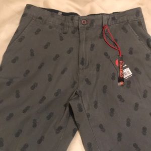 NEW Airwalk Brand Pineapple print shorts Size 30